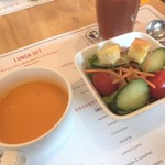 La Crêperie - スープにサラダ