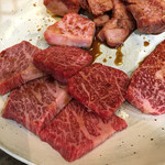 焼肉 亀八 - 