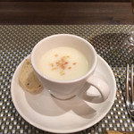 創作イタリアン Gemelli - ダイコンのスープ