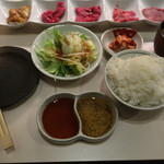 Sumibiyakiniku Kuguru - 