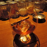 BAR 華 - ブラックコーヒー的な甘くないブラックルシアンだ！