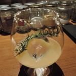 香りという深みが入って、飲み心地を豊かなソルティードック。