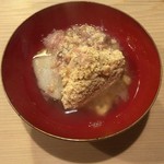 うを徳 - お椀（助子 + 海老芋）