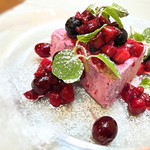 ルポ - ベリーベリーのパルフェ
      アイスクリーム。