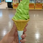 新井園本店 パサール三芳店 - 抹茶ソフト