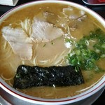 ラーメン げんこつ家 - ラーメン大盛(650円)2017.01