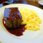 アベス - 和牛とフォアグラのミートローフ3,400円