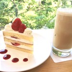 NEZUCAFE - 抹茶ラテでケーキセット