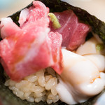 うを徳 - 2017.1 壱岐本鮪大トロと羅臼雲子の手巻き