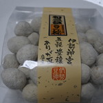 伊勢豆徳 - 和三盆糖豆＠308