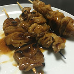 炭火焼き鳥 大山 - もつ、タレ
