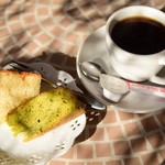 カフェ ブルボン - ランチのスイーツとコーヒー