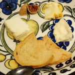 RESTAURANT TAILLA - チーズ盛合せ