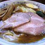ごとう - ラーメン中盛り、チャーシュー一枚追加　730円