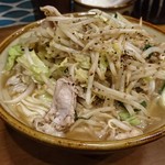 沖縄そば食堂　海辺のそば屋 - 肉野菜すば大