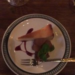 bacchus gallery bun - 