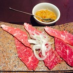 Kanazawa Yakiniku Rakudokoro Bamba - 牛もも3秒炙り