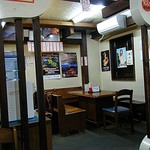 東洋ラーメン - 店内は、結構広いです。