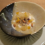 虎白 - 甘味：小豆 松の実 ココナッツ・ソース