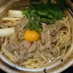 麺創 なな家 - 圧倒的な旨汁のすき焼そば