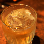 マルシン - 大きな氷にそそがれた美しいウイスキー♪