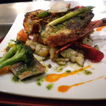 鉄板焼レストラン八景 - 伊勢海老一尾と鮮魚（鱸）の鉄板焼き