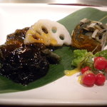 鉄板焼レストラン八景 - 聖夜城ヶ島産活鮑のやわらか蒸ヒアルロン酸のジェレ小柴の岩のり