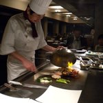 鉄板焼レストラン八景 - 総料理長の松木シェフ