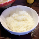 かしや - クーポンでゲットしたライス(軽め)。