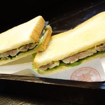 大新西入ル青魚 - 2016年11月　しめサンマのサンドイッチ【620円】2回目でも印象変わらず美味しかったです♪この日は前より山葵が強めだったかな～