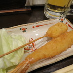 まねき屋 - 串揚げのイカ&海老 @120円(2017年1月)