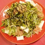 ひとり鍋ダイニングチェルシー - 生ハムと豆腐ののり胡麻塩サラダ