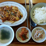 韓国風食堂 富味 - 豚キムチ定食