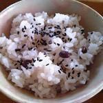 手打ち蕎麦　さとみ - [料理] 小豆ご飯