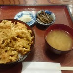 割烹 乃ざわ - かきあげ丼 650円