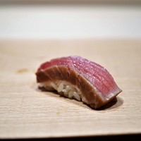 紀尾井町 三谷 - 酢〆の鮪中トロ
