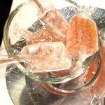 ル・マンジュ・トゥー - 茶菓子　ヌガー、パートドフリュイ（たぶん）