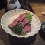 Izakaya Tachibana - 和牛たたき超美味いです。