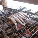 ひもの万宝商店 - メヒカリの干物。脂のノリが良く、焼いてると身が爆ぜる。