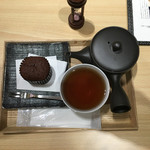 イッピン カフェ - 本日のおやつセットの空中写真 2016/03/31