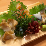 寿司 魚禅 - 貝盛合せ (780円)