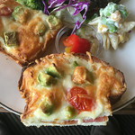 なたね - こんがりチーズとごろごろアボカド