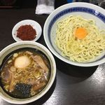 中華そば べんてん - 「つけ麺・中少なめ」850円＋「辛味」100円＋「生卵」50円