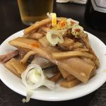 中華そば べんてん - 「ビール」550円のおつまみ