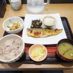 大戸屋 - さばの炭火焼き定食