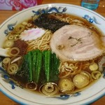 かまや食堂 - 中華そば（大盛り）