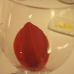 レストラン カーウントカー - 苺とグリーンペッパーのソルベ：意外とあう組み合わせ