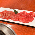 よろにく - たれ焼 カタサンカク ツチノコ