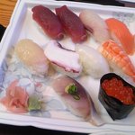 御食事処 うちやま - [料理] 握りセット 全景♪ｗ