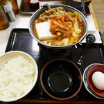 すき家 - 豚チゲ鍋定食￥６８０